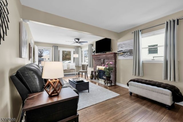 193 JACKSONVILLE DR., Parsippany-troy Hills Twp., NJ 07054