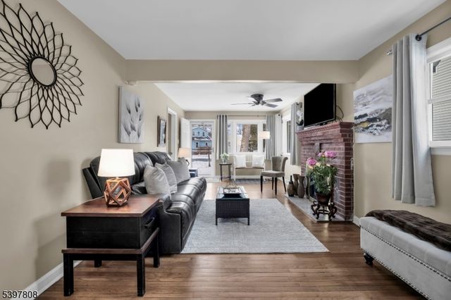 193 JACKSONVILLE DR., Parsippany-troy Hills Twp., NJ 07054