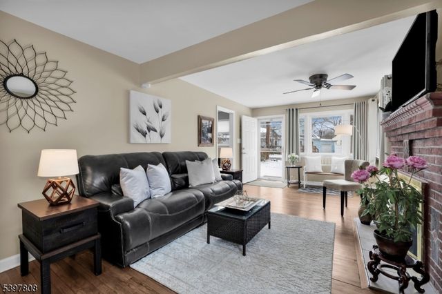 193 JACKSONVILLE DR., Parsippany-troy Hills Twp., NJ 07054