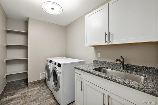 4253 Mandalay Avenue, Royal Oak, MI 48073