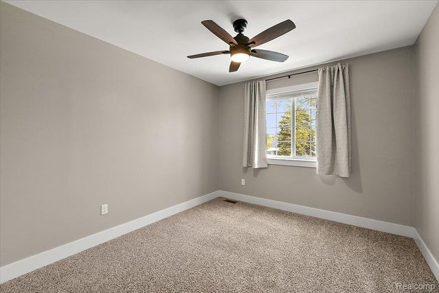 4253 Mandalay Avenue, Royal Oak, MI 48073