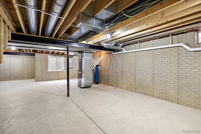 4253 Mandalay Avenue, Royal Oak, MI 48073