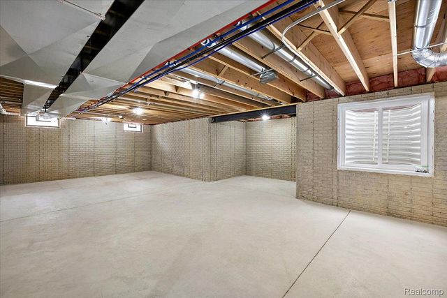 4253 Mandalay Avenue, Royal Oak, MI 48073