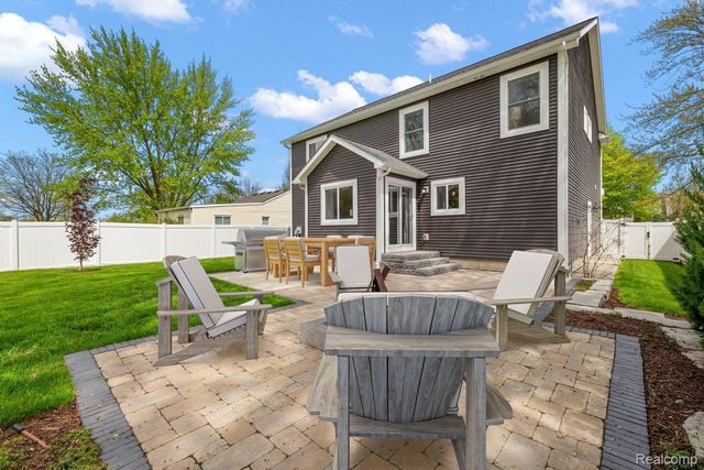 4253 Mandalay Avenue, Royal Oak, MI 48073