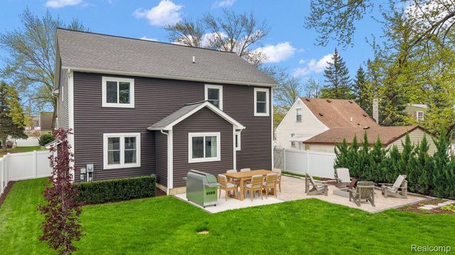 4253 Mandalay Avenue, Royal Oak, MI 48073