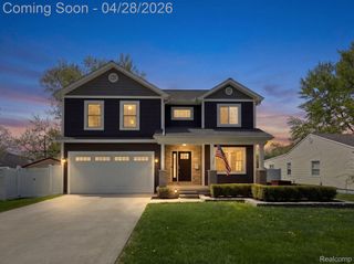 4253 Mandalay Avenue, Royal Oak, MI 48073