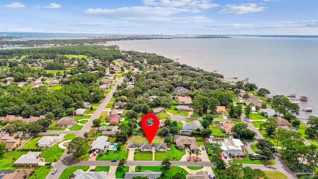 6 Pueblo Dr, Pensacola, FL 32507