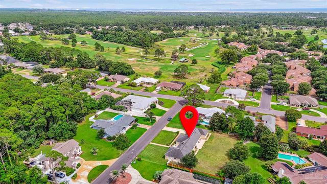 6 Pueblo Dr, Pensacola, FL 32507