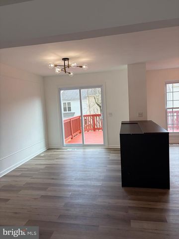 10 WINDBLUFF CT, Owings Mills, MD 21117