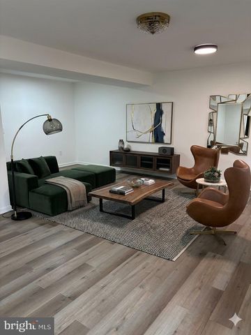 10 WINDBLUFF CT, Owings Mills, MD 21117