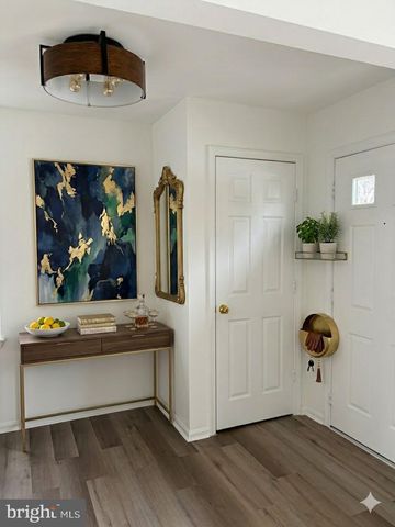 10 WINDBLUFF CT, Owings Mills, MD 21117