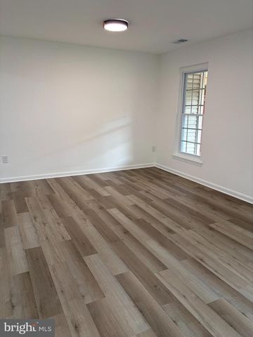 10 WINDBLUFF CT, Owings Mills, MD 21117