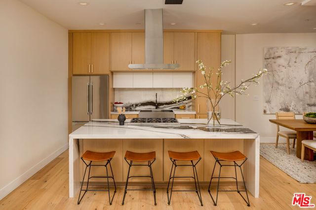 512 Rustic Drive, Los Angeles, CA 90065