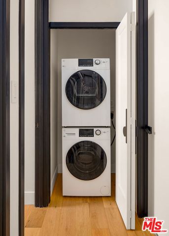 512 Rustic Drive, Los Angeles, CA 90065