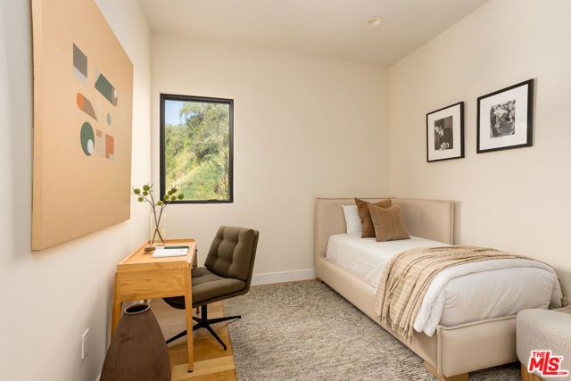 512 Rustic Drive, Los Angeles, CA 90065