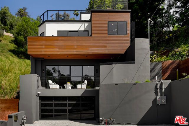 512 Rustic Drive, Los Angeles, CA 90065