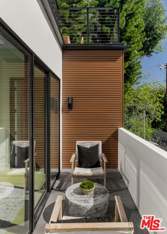 512 Rustic Drive, Los Angeles, CA 90065