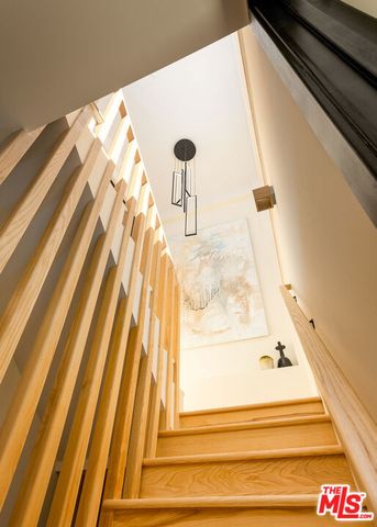 512 Rustic Drive, Los Angeles, CA 90065