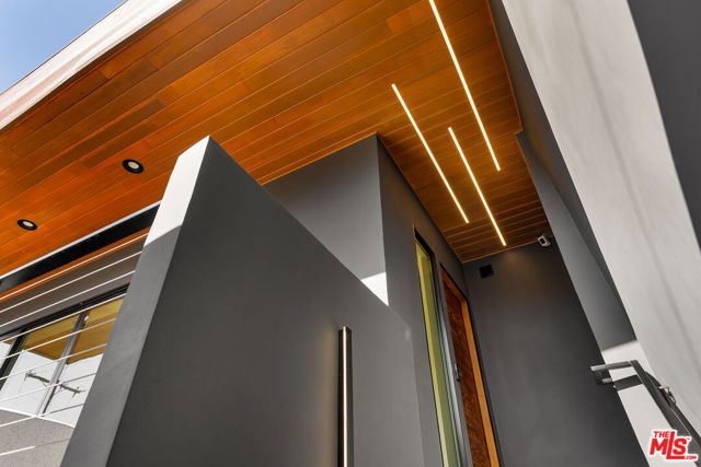 512 Rustic Drive, Los Angeles, CA 90065