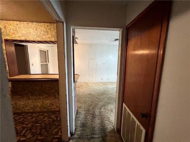 921 Ronald Dr, Corpus Christi, TX 78412