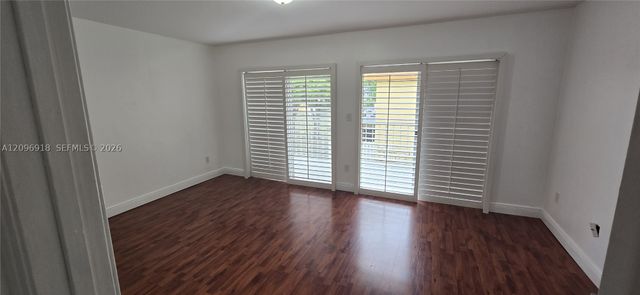 8350 SW 154th Ave 6, Miami, FL 33193