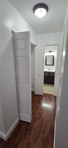 8350 SW 154th Ave 6, Miami, FL 33193