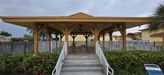 8350 SW 154th Ave 6, Miami, FL 33193