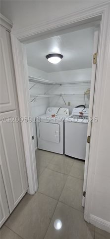 8350 SW 154th Ave 6, Miami, FL 33193