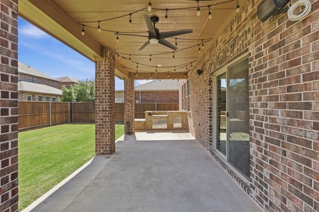 2564 Durango Drive, Carrollton, TX 75010