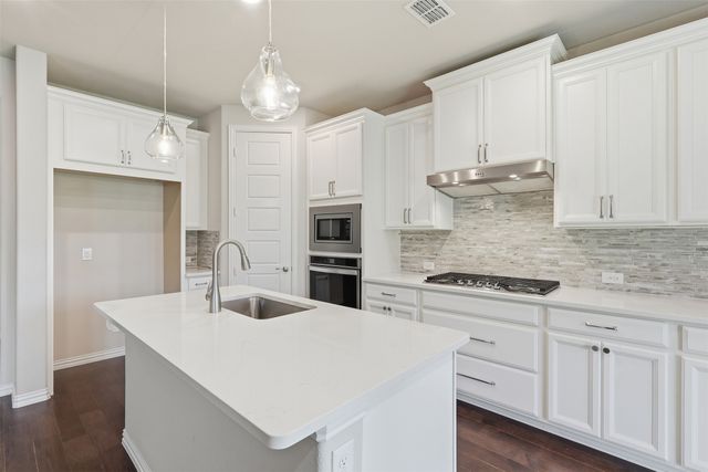 2564 Durango Drive, Carrollton, TX 75010