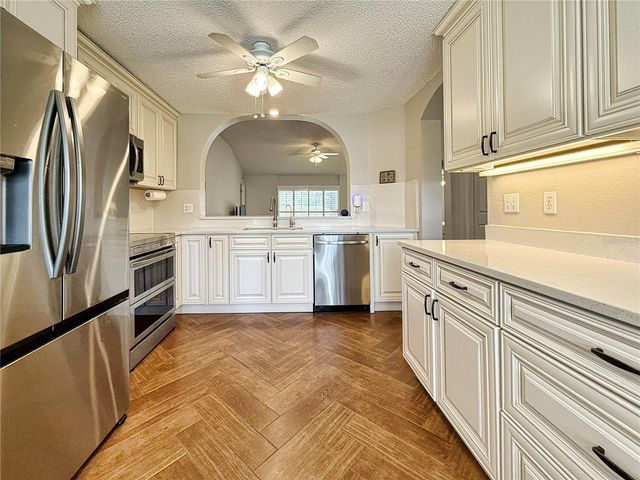 2503 RUNNINGBROOKE WAY, Sun City Center, FL 33573