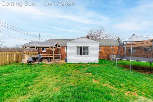 4707 16th Street, Wyandotte, MI 48192