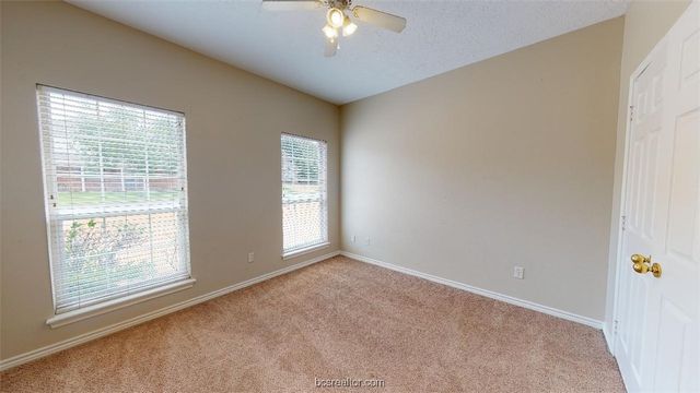 1621 Park Place, College Station, TX 77840