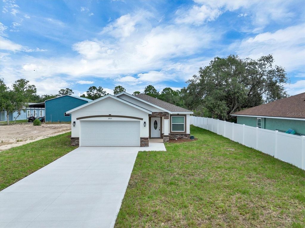 3907 ADELL ROAD, Lake Wales, FL 33898