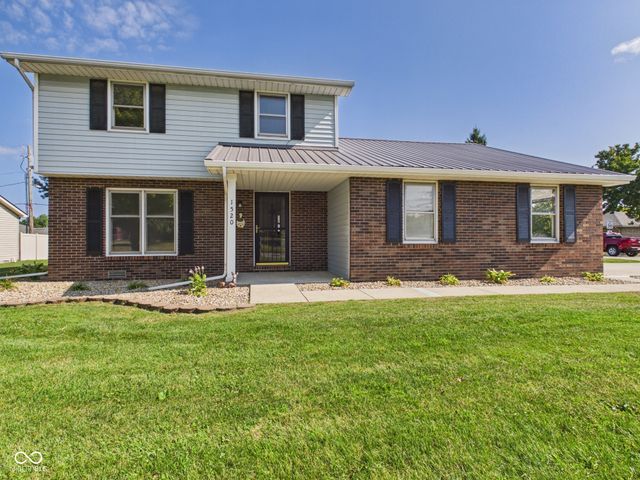 1520 E 42nd Street, Anderson, IN 46013