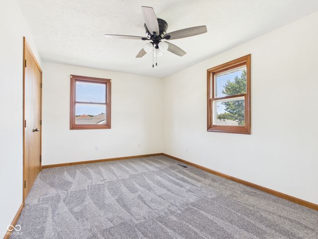 1520 E 42nd Street, Anderson, IN 46013