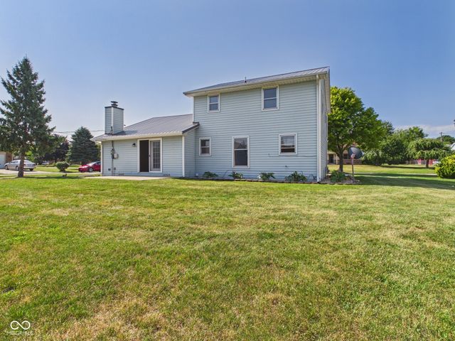 1520 E 42nd Street, Anderson, IN 46013