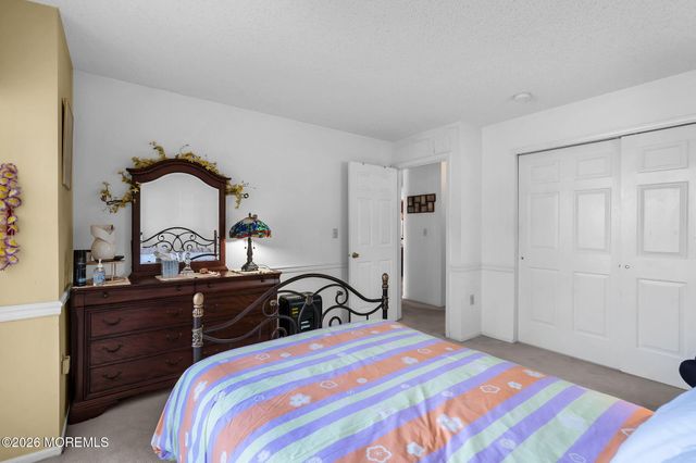 631 Bedford Lane, Manchester, NJ 08759