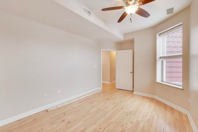 1406 N Washtenaw Avenue 3, Chicago, IL 60622