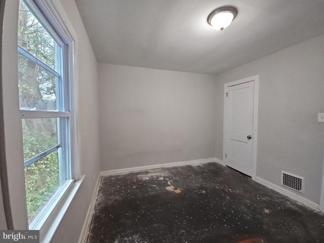 120 WADDELL AVE, Franklinville, NJ 08322