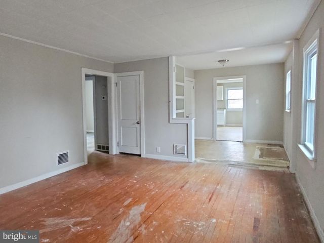 120 WADDELL AVE, Franklinville, NJ 08322