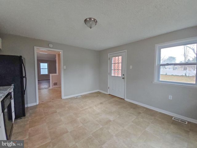 120 WADDELL AVE, Franklinville, NJ 08322