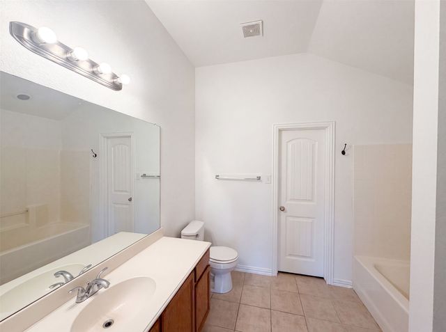 143 Pintail Lane, Sanger, TX 76266