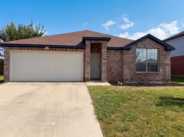 143 Pintail Lane, Sanger, TX 76266