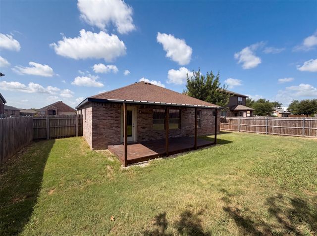 143 Pintail Lane, Sanger, TX 76266