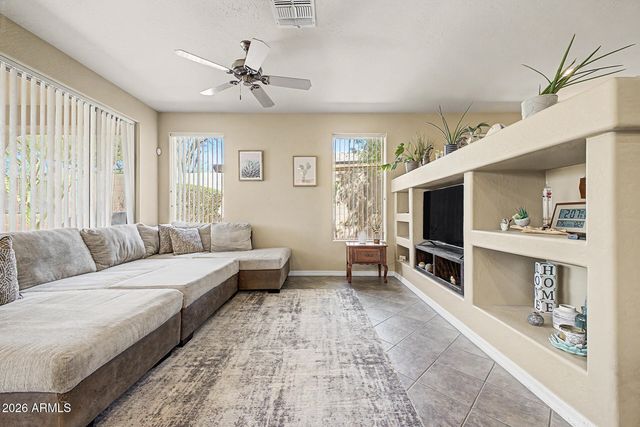 2364 W TURTLE HILL Court, Anthem, AZ 85086