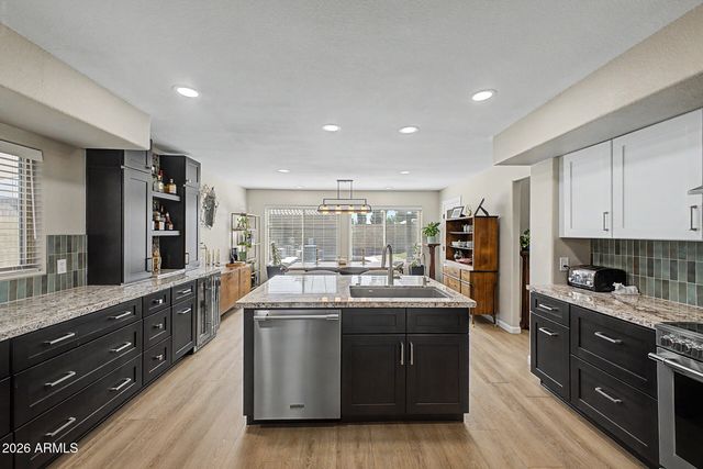 17248 N 46TH Place, Phoenix, AZ 85032