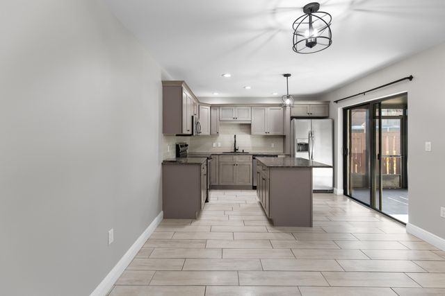 2302 SE Round Table Drive B, Port St. Lucie B, Port St Lucie, FL 34952