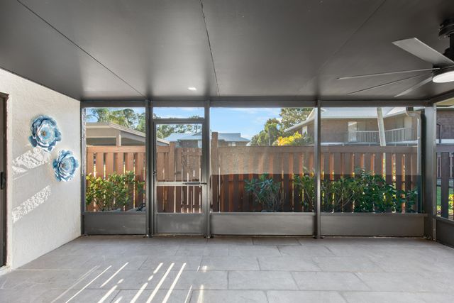 2302 SE Round Table Drive B, Port St. Lucie B, Port St Lucie, FL 34952