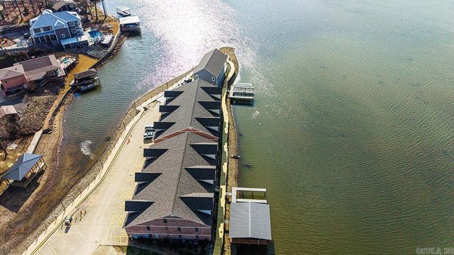 532 C6 Grand Point Drive, Hot Springs, AR 71901